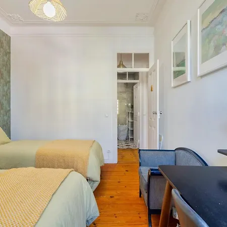 A Casa Amarela De Апартаменты Синтра