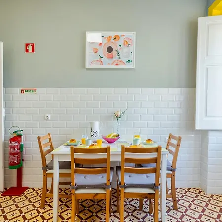 A Casa Amarela De Apartament *