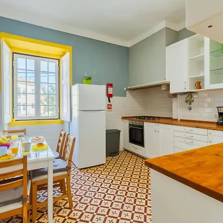 Apartament A Casa Amarela De *